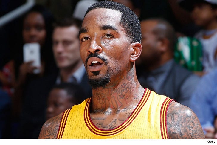 J R Smith -- Allegedly Choked Heckler Over Knicks Insult :: 1120-jr-smith-getty-4