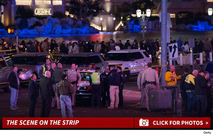 Las Vegas Crash -- The Scene on the Strip