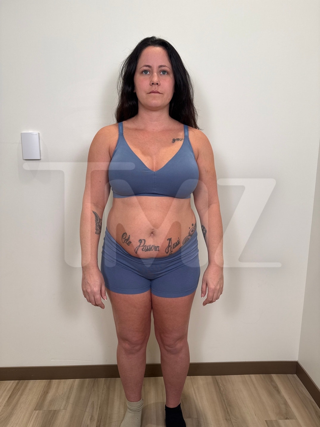 Janelle Evans Mommy Makeover BEFORE  6