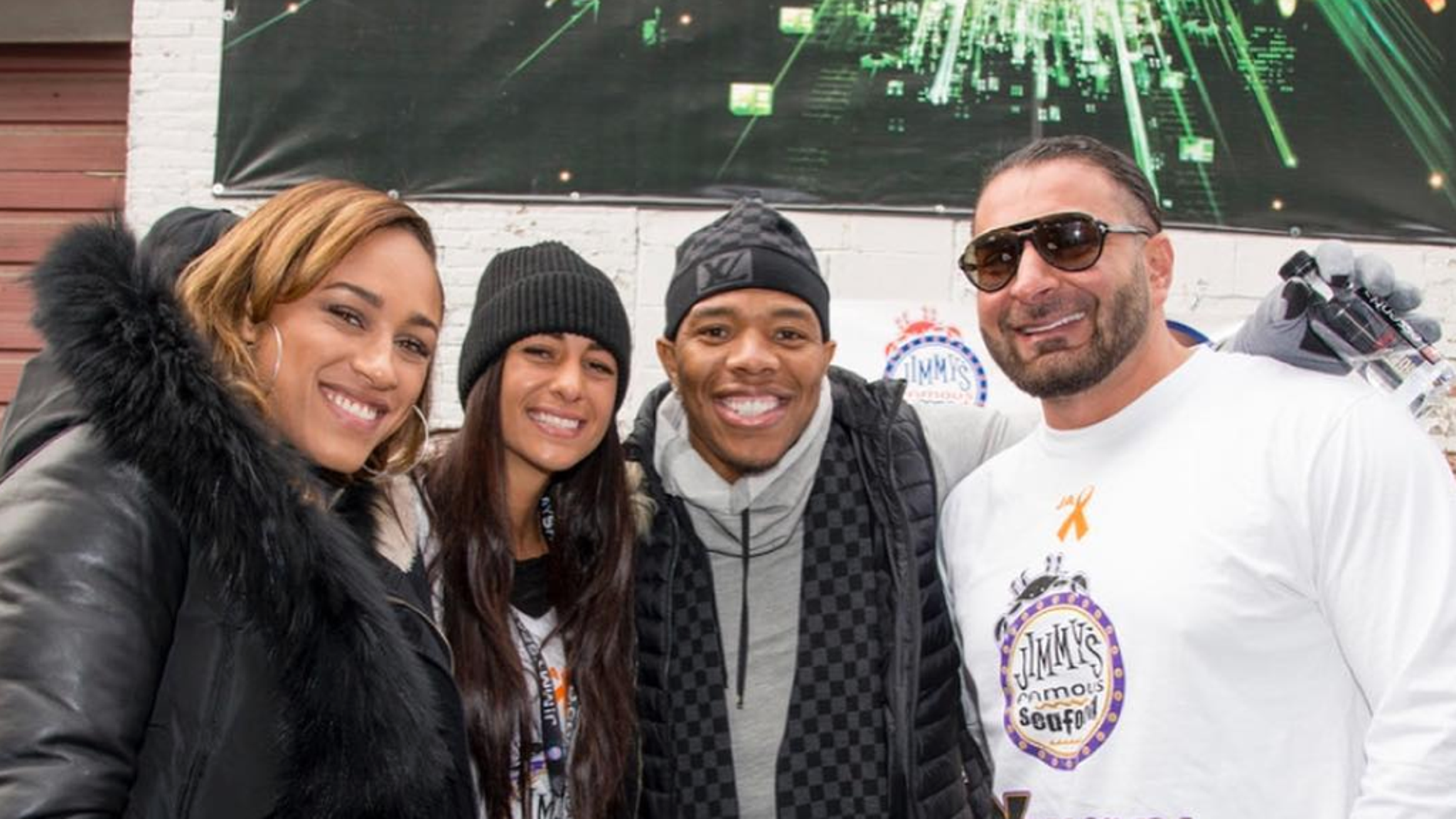 Ray Rice Returns to Ravens for 'Legends of the Game' Ceremony