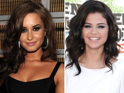 0820-demi-lovato-selena-gomez-credit