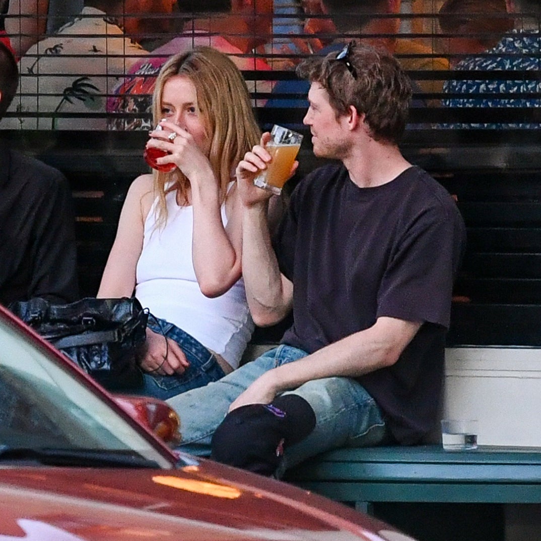 Joe Alwyn Sarah Pidgeon Date Night NYC 2