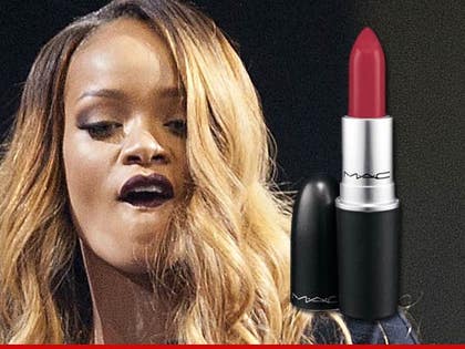 0530_rihanna_mac_01