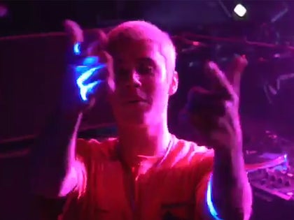 070416_justin_bieber_post