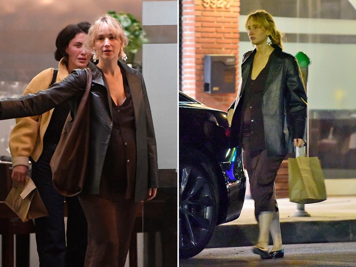 Jennifer Lawrence Shows Off New Baby Bump