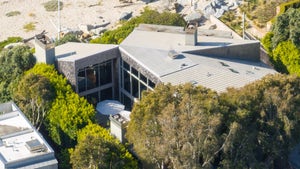 0130-Ellen-Degeneres-House-Hunting-SUB-1