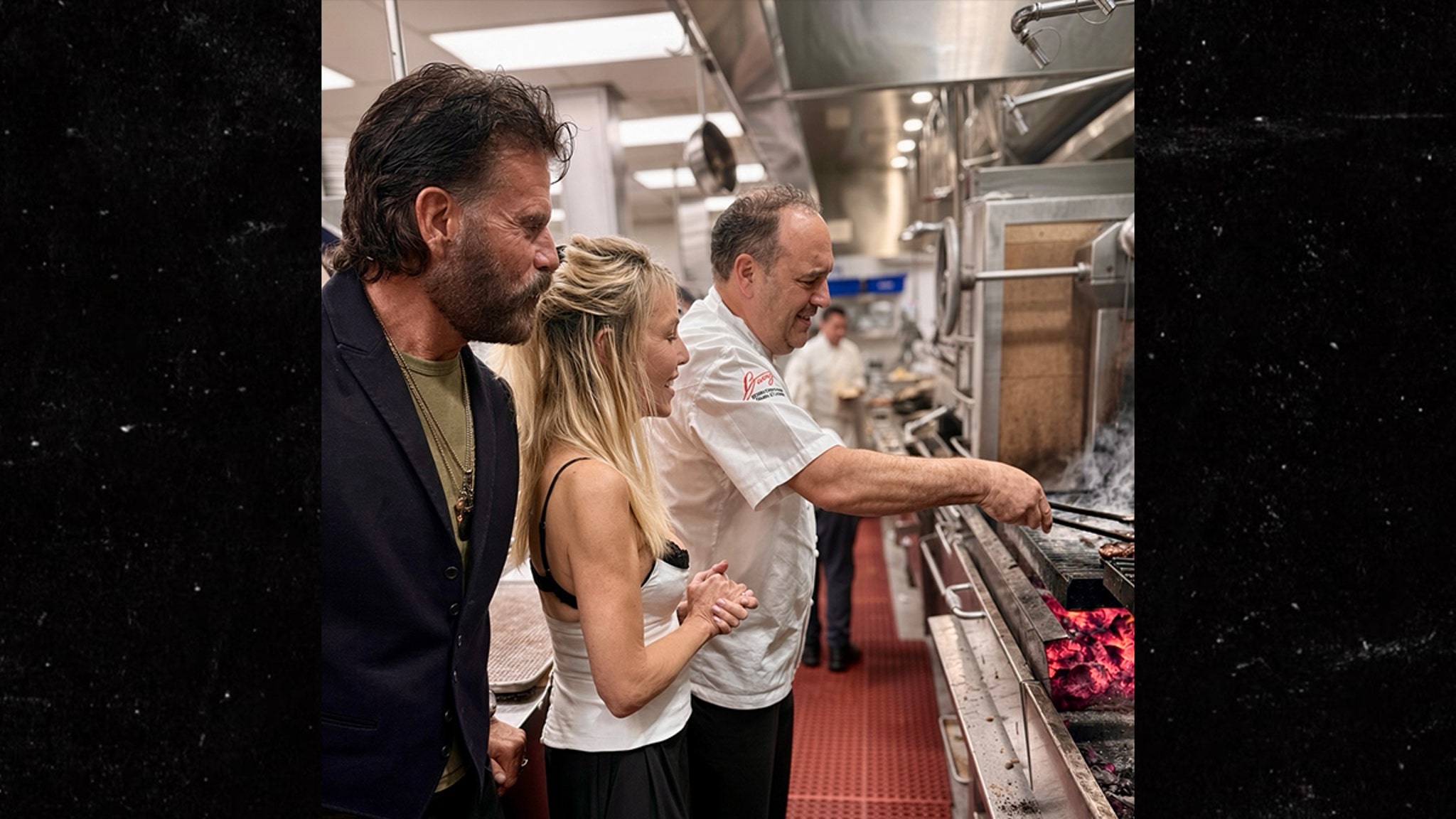 Heather Locklear, Lorenzo Lamas Enjoy Romantic Las Vegas Getaway