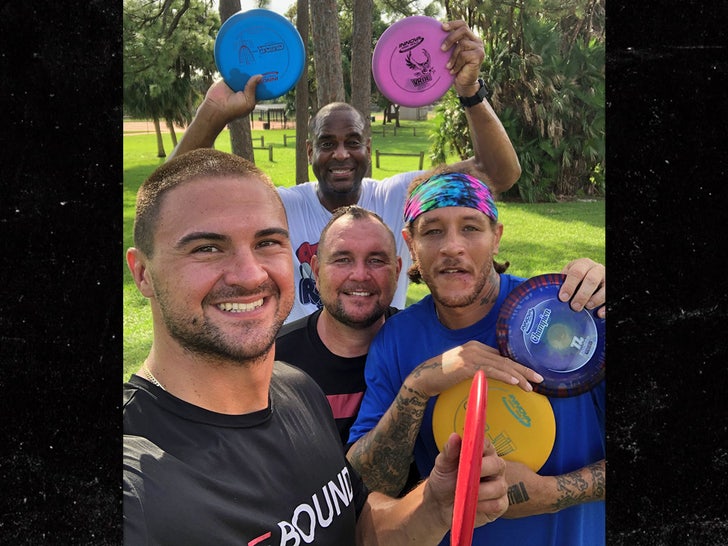 Delonte West Crushing Frisbee Golf & Kayak in Rehab, Mark Cuban