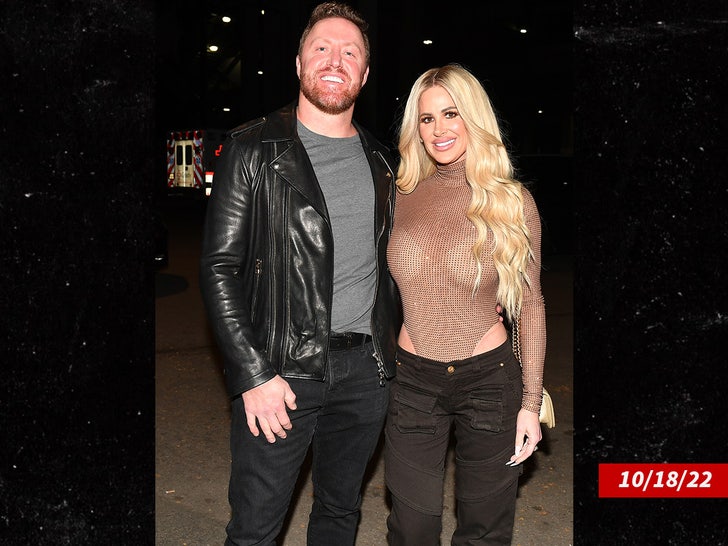 Kim Zolciak Kroy Biermann sub