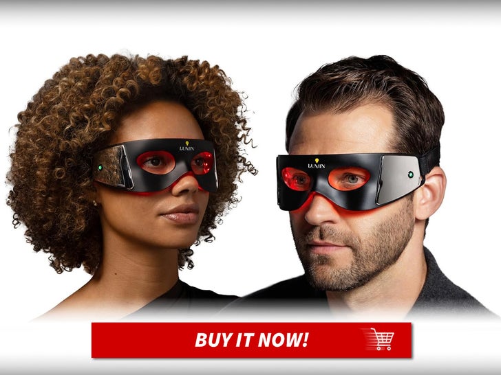Women and women in eye mask led by Luminator - Metal Award