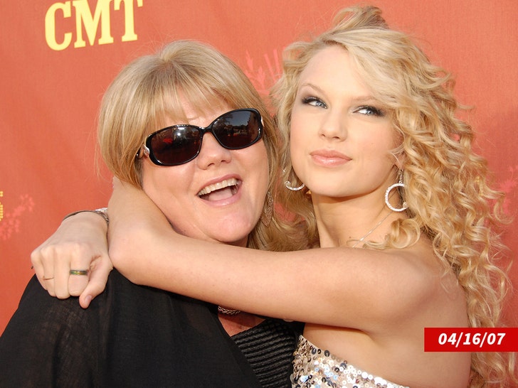 Andrea Swift taylor swift getty