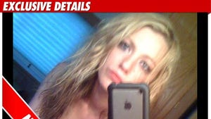 Blake Lively: Nude Photos NOT Me!!!