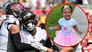 SHAQUIL BARRETT getty 3