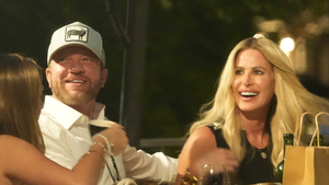 MAIN Kim Zolciak Kyle Mowitz backgrid