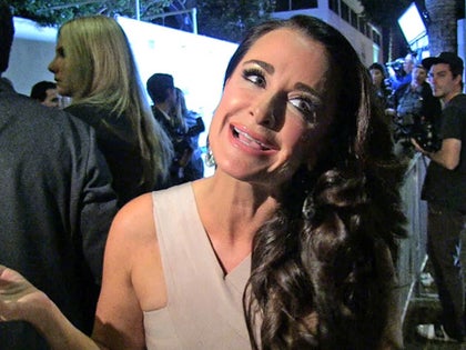 102413_kyle_richards_primary