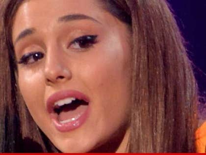 1202-ariana-grande-02