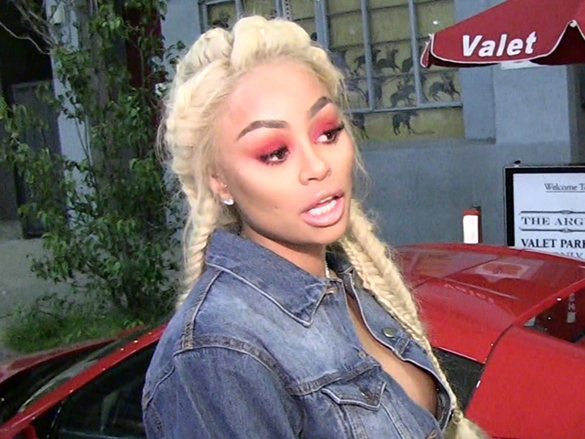 Blac Chyna Sex Tape Porn - Blac Chyna Sex Tape Leaks, She's Calling in Cops (UPDATE)