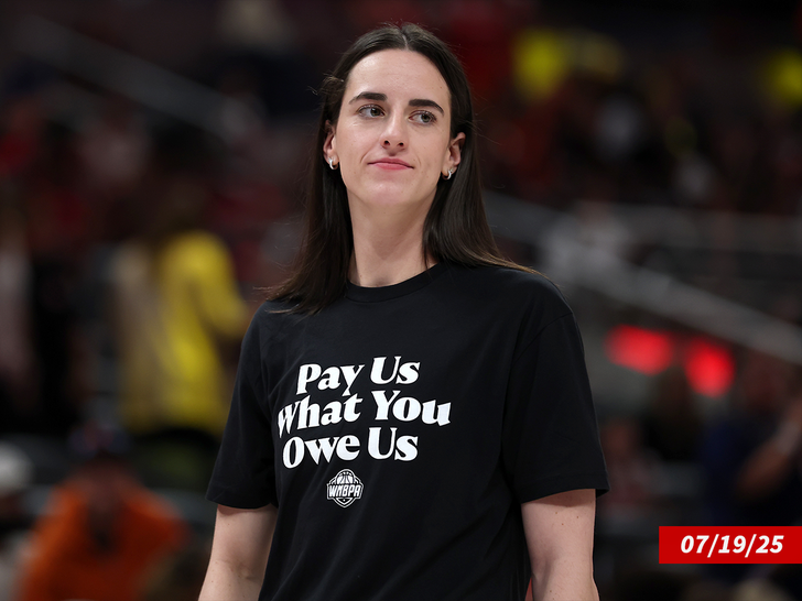 caitlin clark sub getty