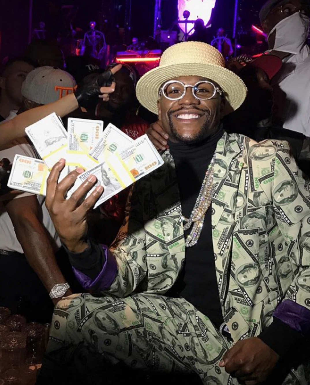 floyd_mayweather_living_large_2_photos2
