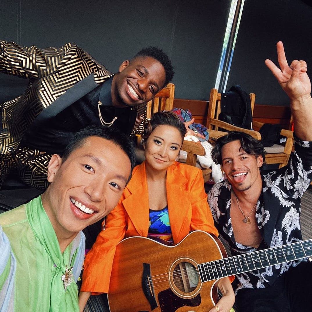 0816 Emily In Paris BTS 18