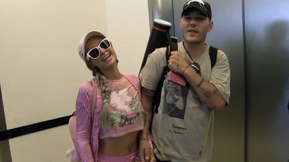 080218_paris_hilton_kal