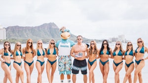 Coastal Carolina Deletes Pic of Shirtless Head Coach With Bikini-Clad Dance Team