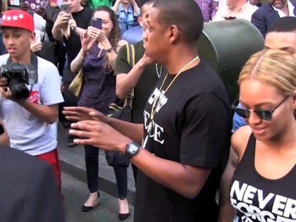 051215_jay_z_splash_primary