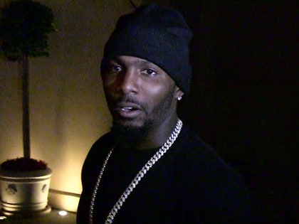 0622-dez-bryant-tmz-02