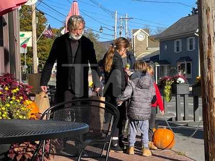 alec baldwin and family