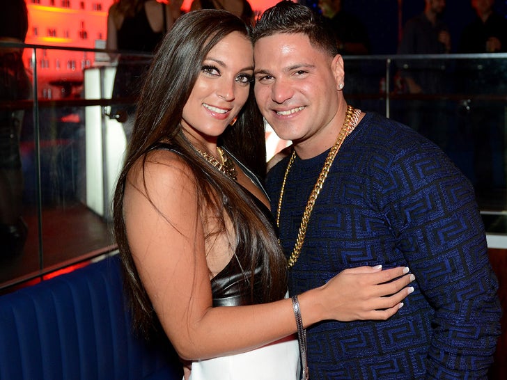 Jersey Shore's Ronnie and Sammi -- Happier Times