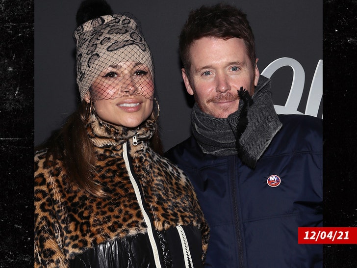 kevin connolly and Zulay Henao getty 2