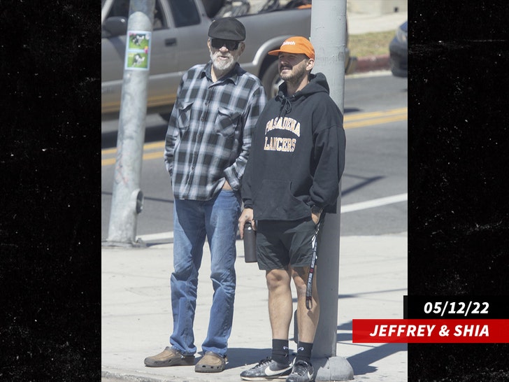 Shia-LeBeouf-sub-backgrid-1