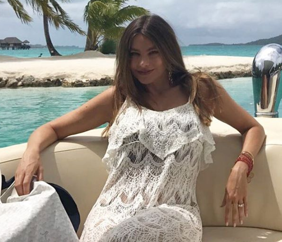 sofia vergara sexy vacation photos- 03