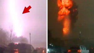 081225_lightning_strike_power_outage_primary