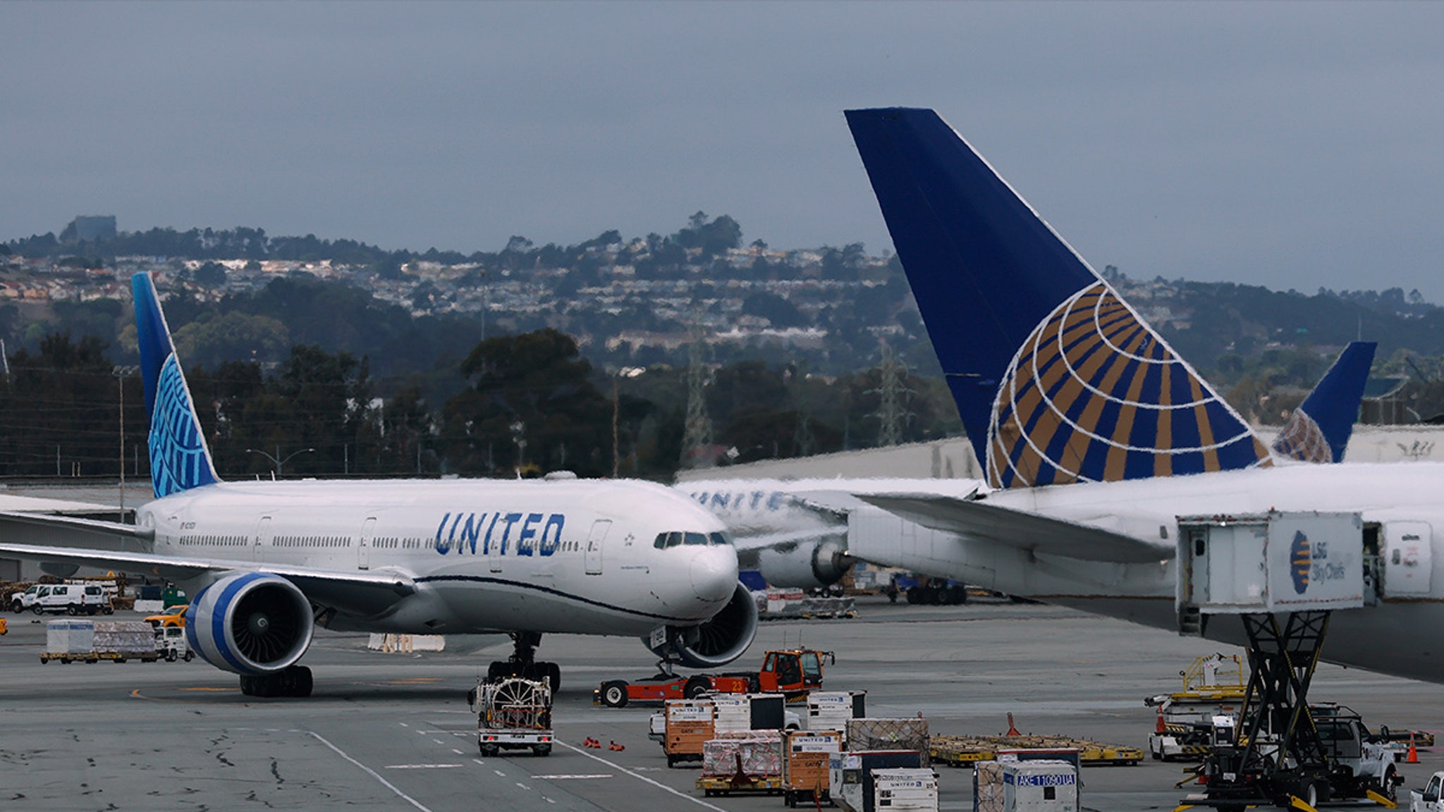 375e574a3b5740c8a556f6c48e15c1