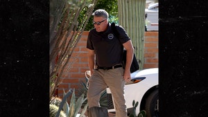 Annie-Guthrie-backgrid-2