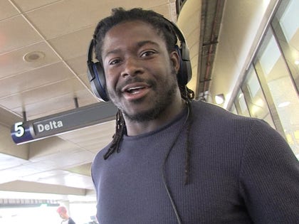 P90X Founder -- Eddie Lacy Busted His Ass  Snow Shoveling & Two
