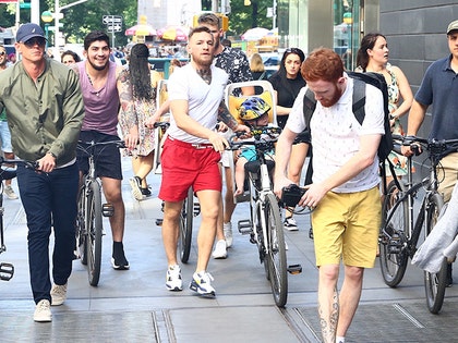0614-conor-mcgregor-family-time-backgrid-gallery-02