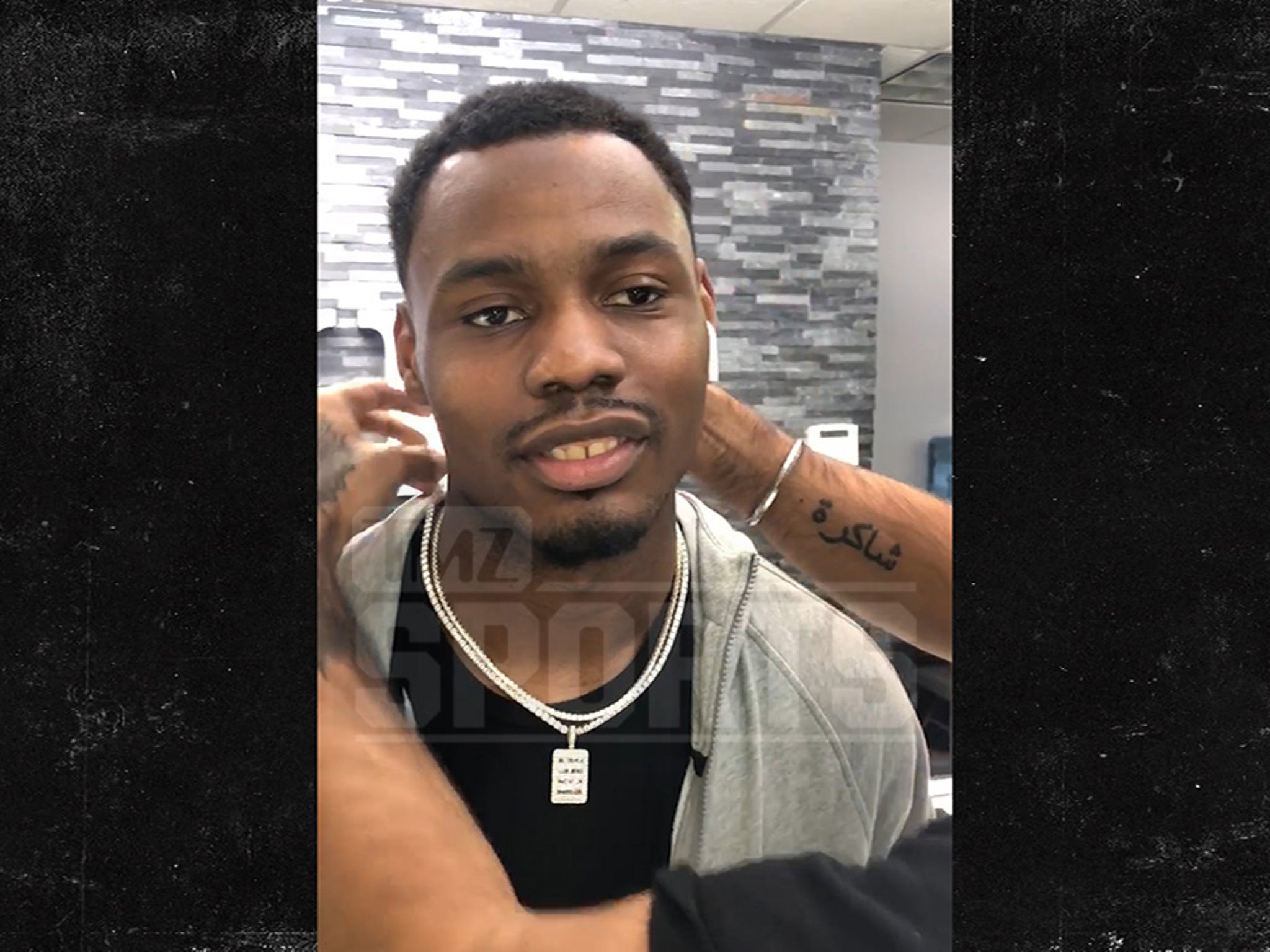 NFL's Jermaine Whitehead Drops $79k on Icy Diamond Chain Haul