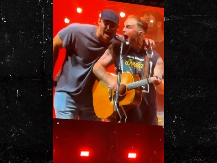 Country Star Zach Bryan Trolls Daniel Jones On Stage At Concert, 'Go Birds!'