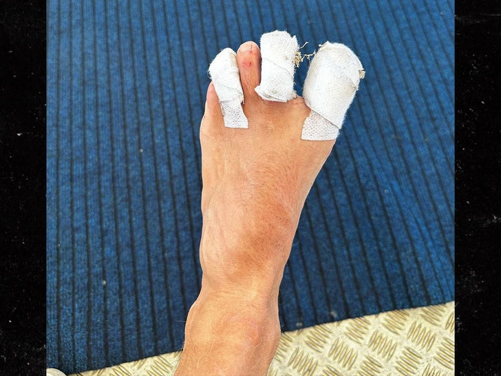 colin jost foot instagram