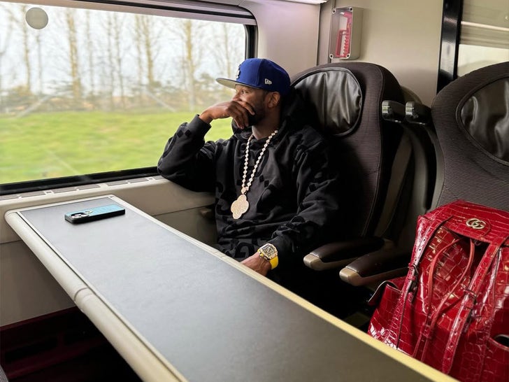 Floyd Mayweather Living Large