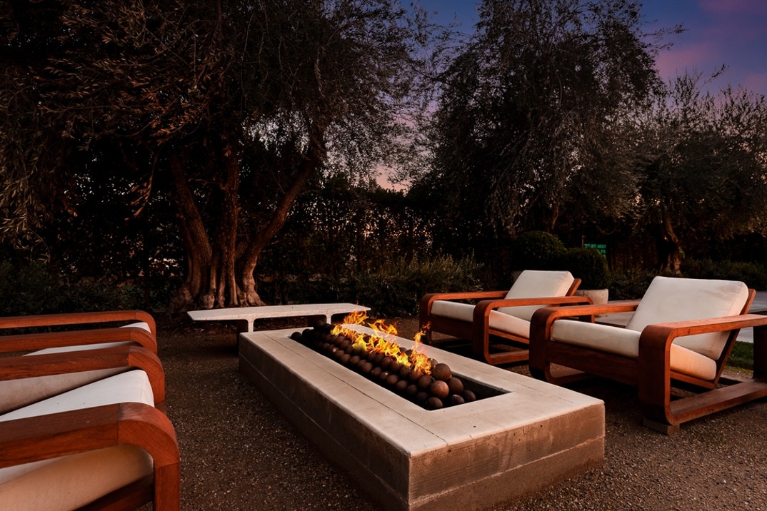 Lori Loughlin & Mossimo Home 52