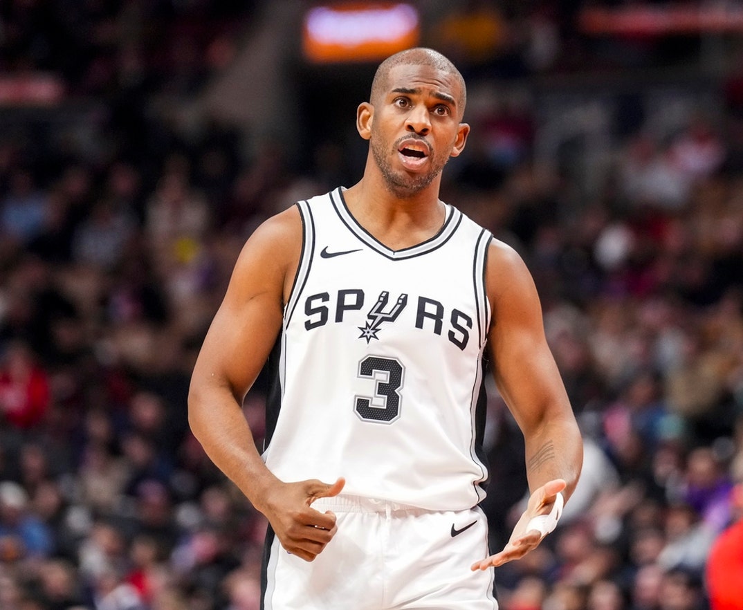 Chris Paul on the Court 8