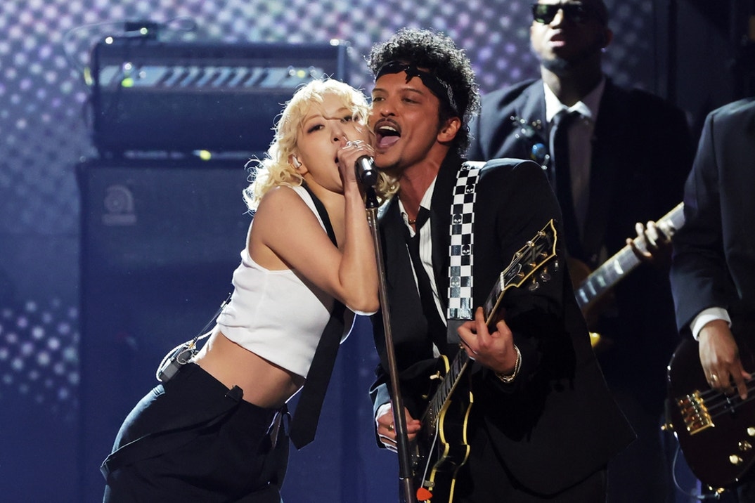 Grammys The Biggest Stars, Performances & Moments 11