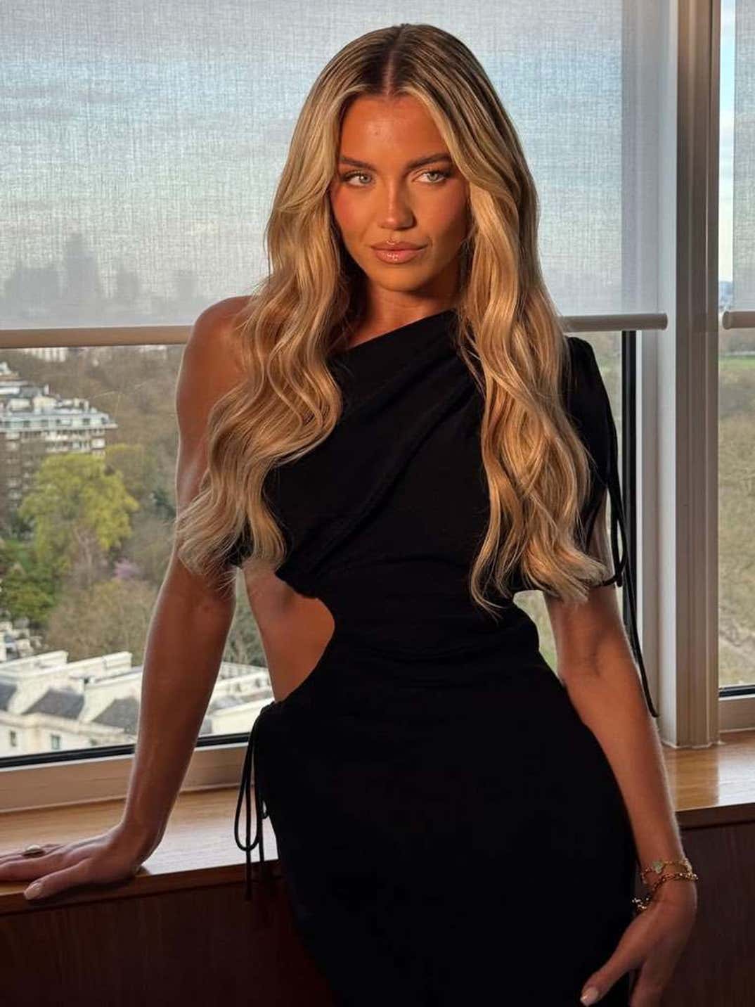 Molly Smith Hot Shots0004