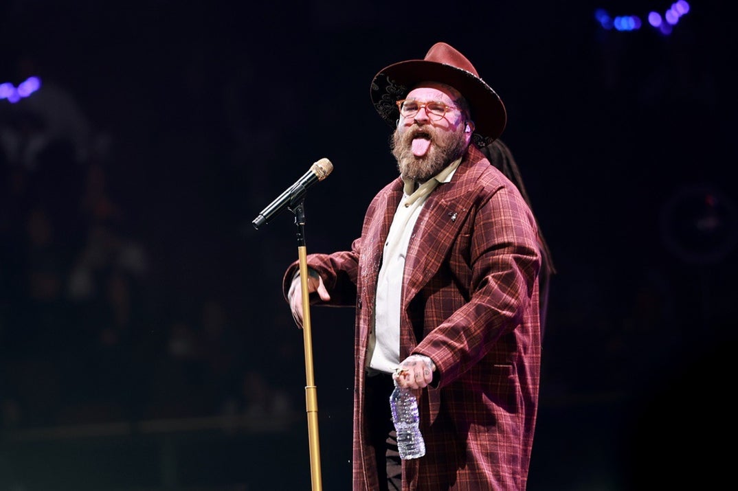 Teddy Swims Performance Pics 0