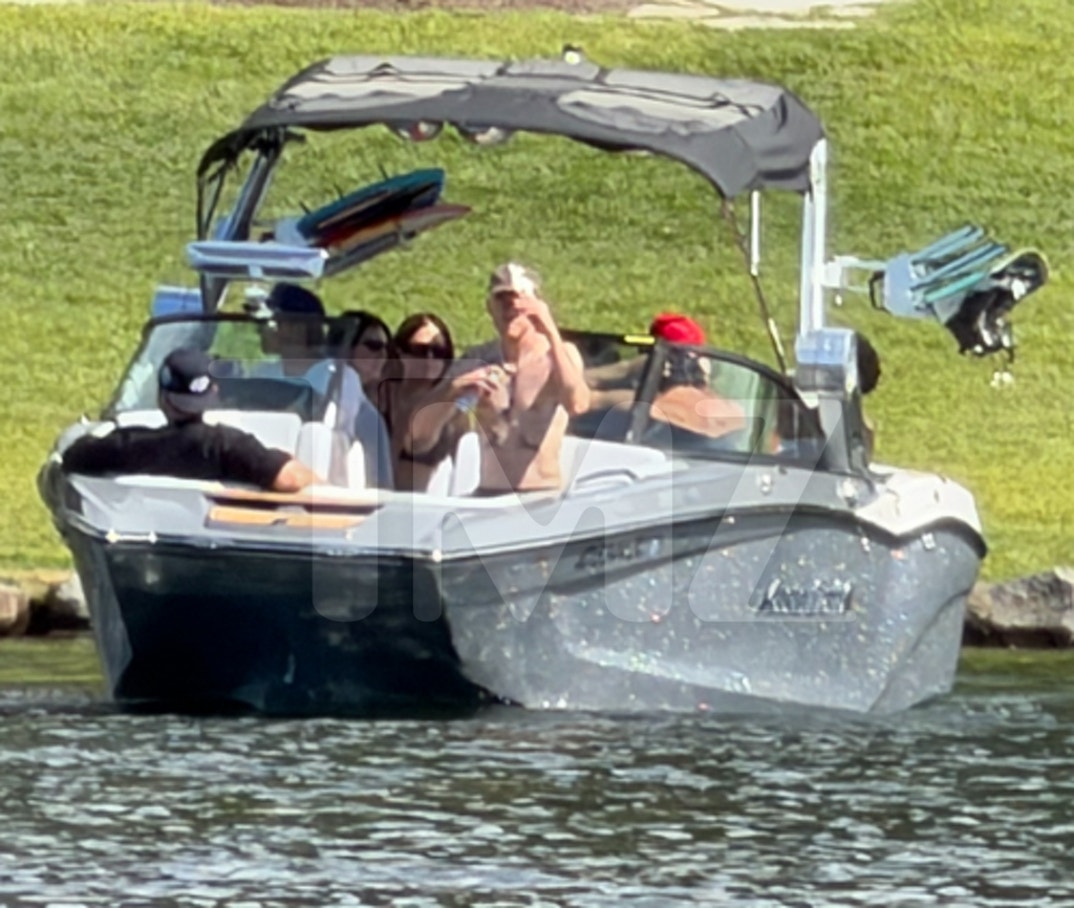 Biebers Kendall Jacob Lake Idaho 10