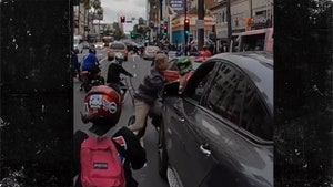 Nuevo video muestra que Ian Ziering comenzó la pelea con los ciclistas