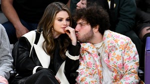 Selena Gomez, Benny Blanco Pack On The PDA At Lakers Game
